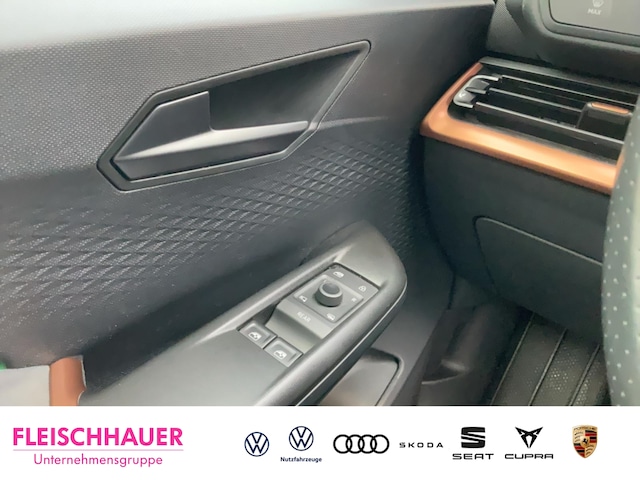 Cupra Born Digitales Cockpit LED Klima Fahrerprofil Musikstreaming