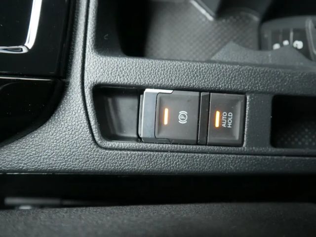 Volkswagen T-Roc ACT DSG R-Line