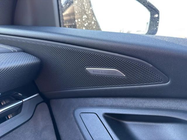 Audi SQ6 e-tron Pano/HuD/B&O/Luft/OLED/Nappa/21"/