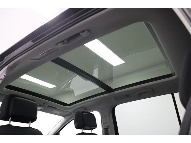 Volkswagen Touran 1.5 TSI Highline