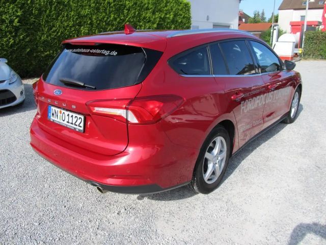 Ford Focus Titanium Wagon