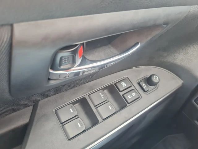 Suzuki SX4 S-Cross DualJet Hybrid