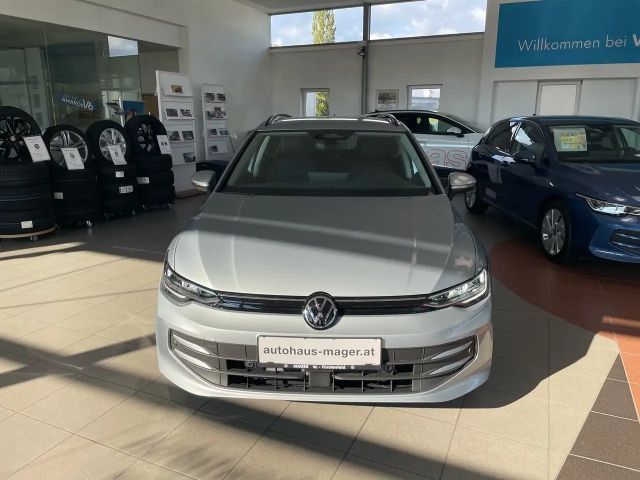 Volkswagen Golf Business DSG Variant