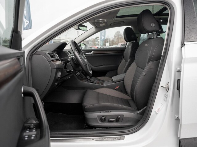 Skoda Superb 2.0 TDI Combi