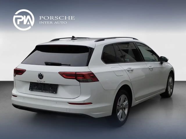 Volkswagen Golf Life Variant