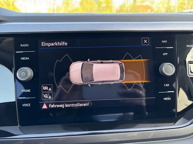 Volkswagen Polo 1.0 TSI DSG Style