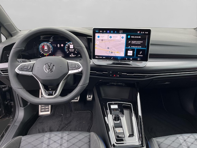 Volkswagen Golf 1.5 eTSI DSG R-Line Variant