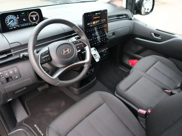 Hyundai Staria Trend