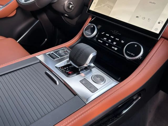 Jaguar F-Pace AWD P400