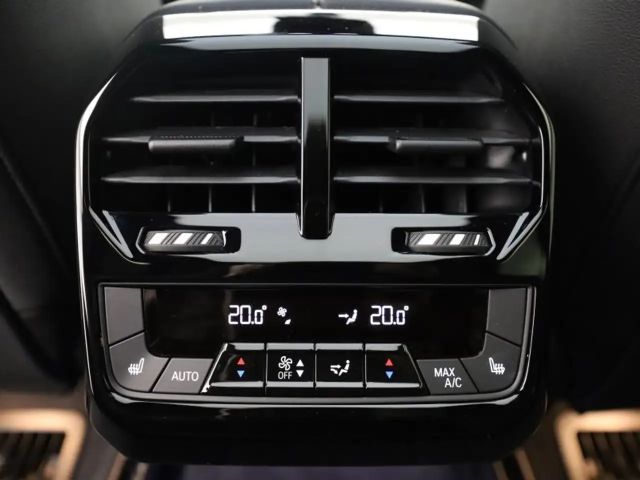 BMW iX 50 - SKY LOUNGE - SPORTPACK