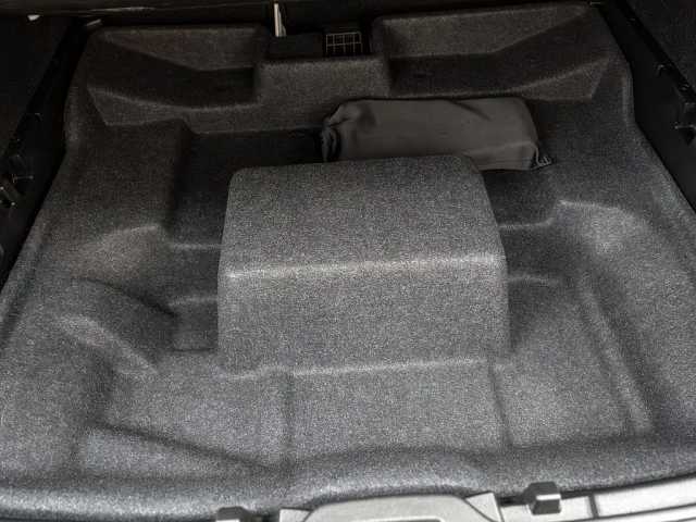 Volvo XC40 Bright Plus Recharge T4