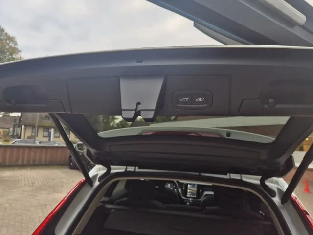 Volvo XC60 AWD Dark Plus Recharge T6