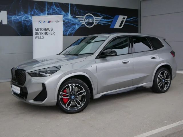 BMW iX1 xDrive30