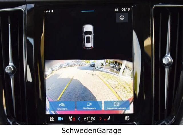 Volvo XC60 Dark Plus