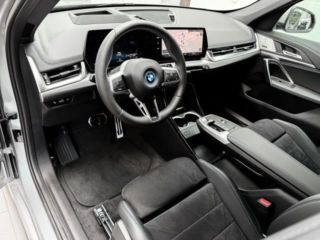 BMW iX1 M-Sport xDrive30