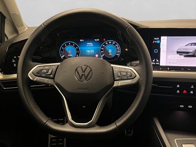 Volkswagen Golf Move