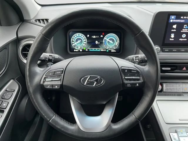 Hyundai Kona Select