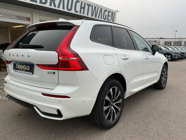 Volvo XC60 AWD Dark Plus