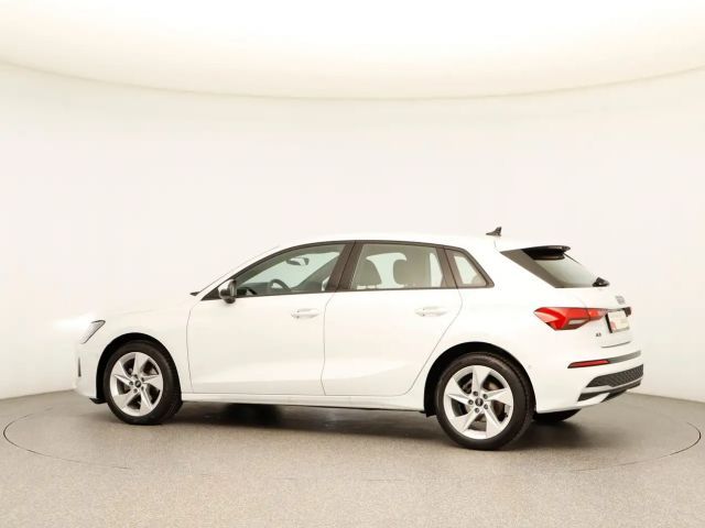 Audi A3 30 TDI Sedan