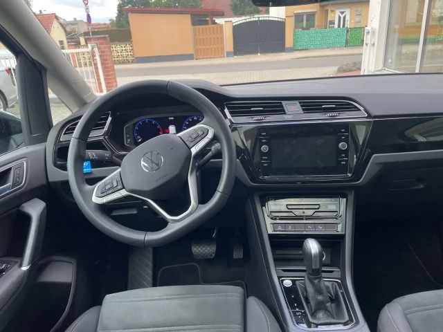 Volkswagen Touran 1.5 TSI DSG Highline
