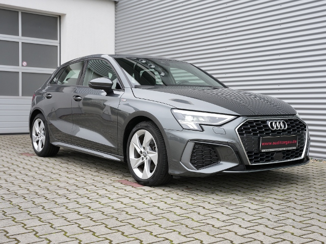 Audi A3 35 TFSI S-Line Sportback
