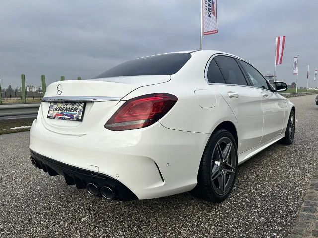 Mercedes-Benz C 220 4MATIC C 220 d Sedan