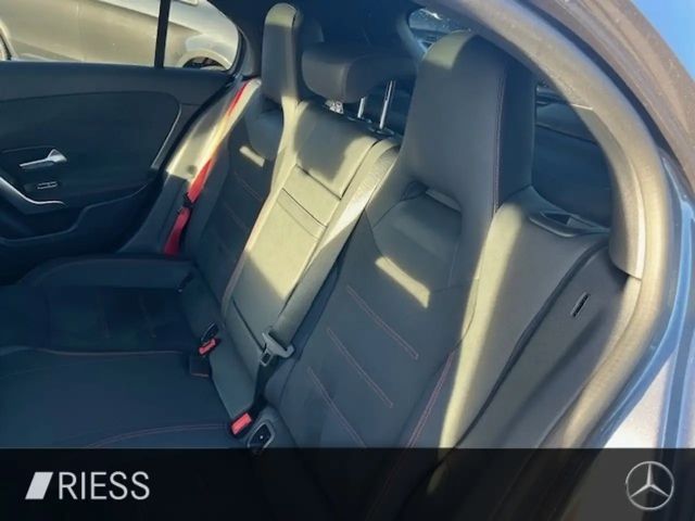 Mercedes-Benz A 35 AMG 4MATIC AMG Line