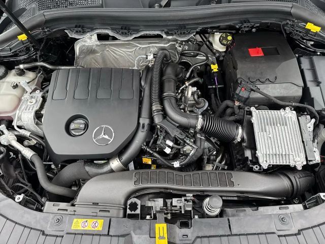 Mercedes-Benz GLA 200 PTS Cam Navi Wide LED SHZ EASY-PACK