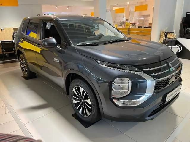 Mitsubishi Outlander PHEV