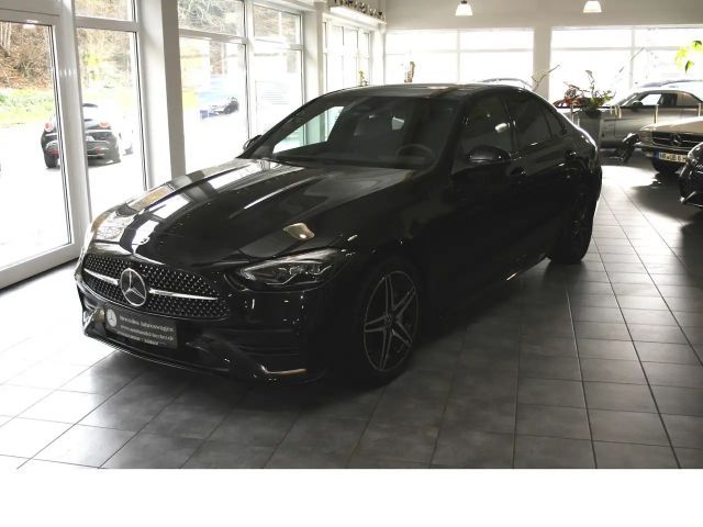 Mercedes-Benz C 180 AMG Line Sedan
