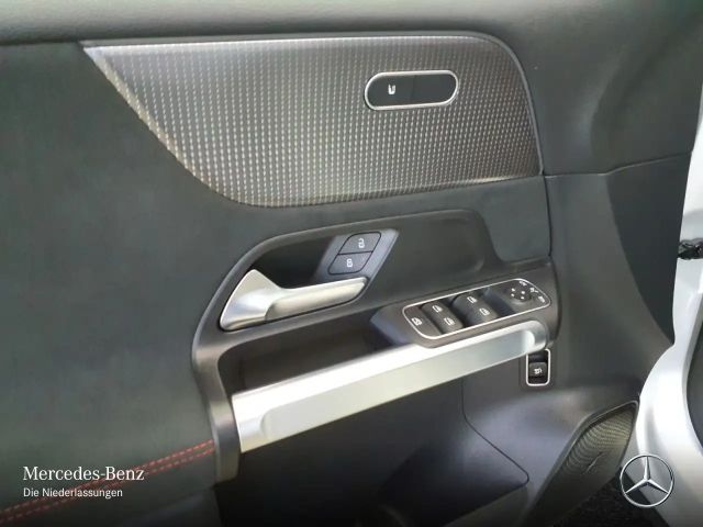 Mercedes-Benz EQB 250 AMG Line