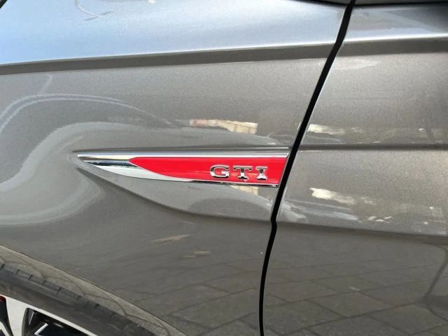 Volkswagen Polo 2.0 TSI DSG GTI