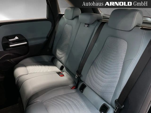 Mercedes-Benz B 200 Progressive Sedan