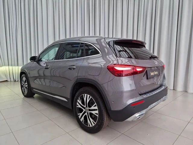 Mercedes-Benz GLA 200 GLA 200 d Progressive