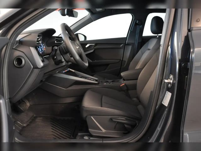 Audi A3 30 TFSI Sedan