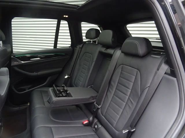 BMW X3 40i Laser Pano HuD HiFi 360° DriveAssist SH