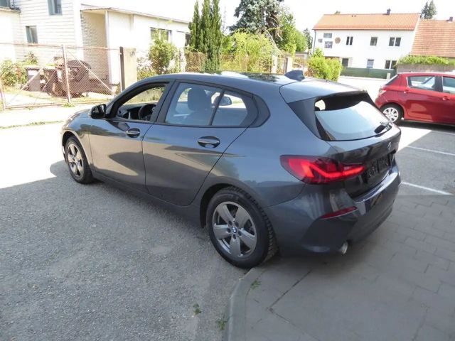 BMW 116 116d Sedan