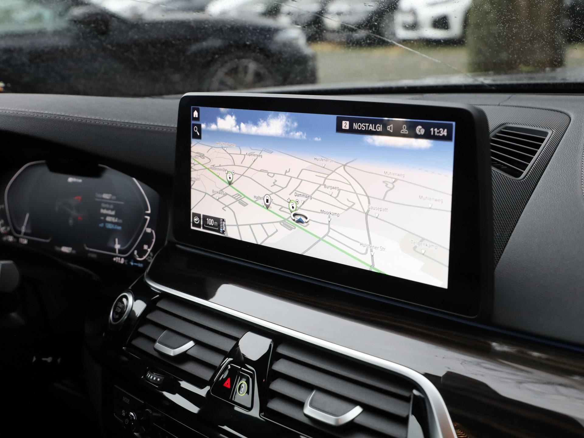 BMW 530 530e Luxury Line Sedan