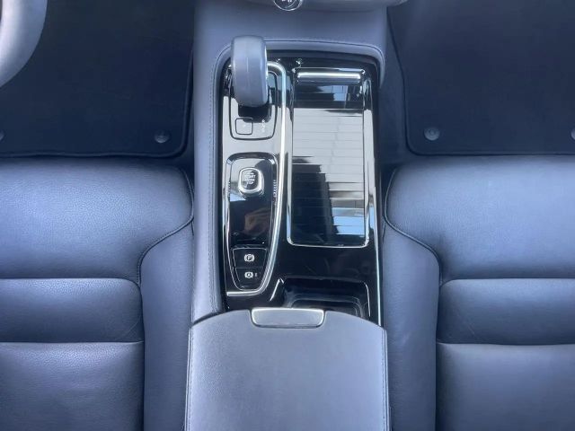 Volvo V60 AWD Recharge T6