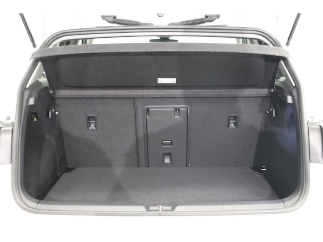 Volkswagen Golf 1.5 eTSI Golf VIII