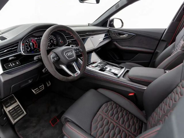 Audi RS Q8 Performance