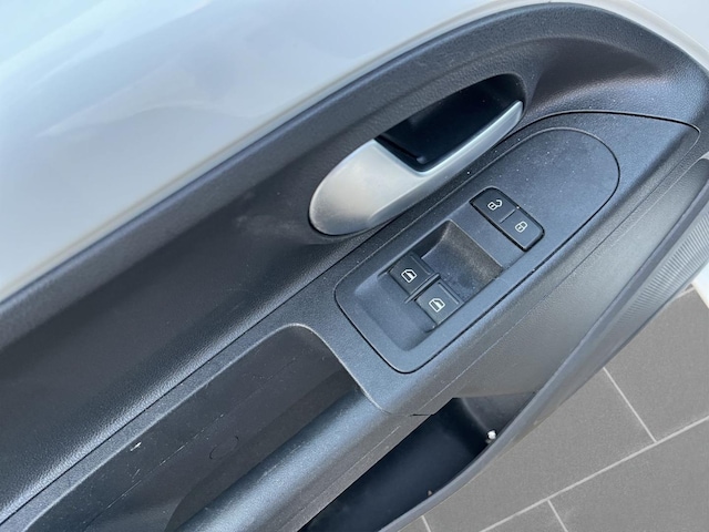 Volkswagen up! Move Move up!