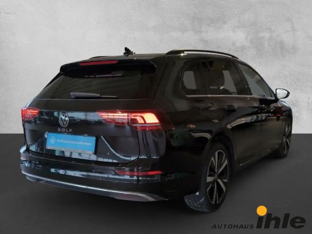 Volkswagen Golf DSG Golf VIII Style Variant