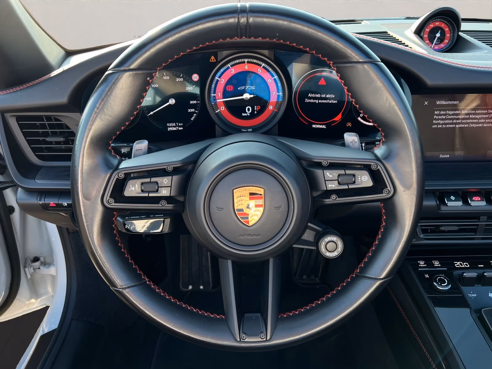 Porsche 911 Cabriolet Carrera GTS