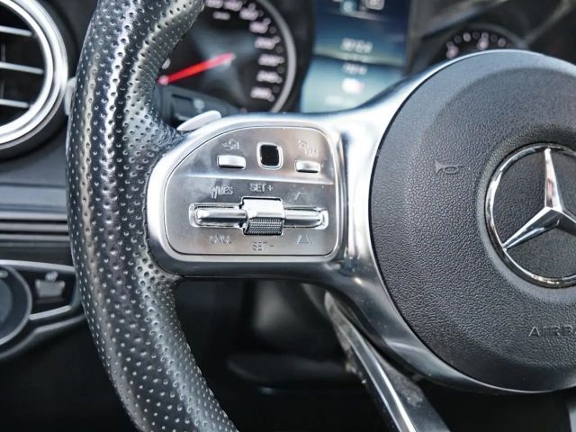 Mercedes-Benz GLC 300 4MATIC AMG Line