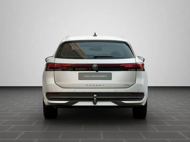 Volkswagen Passat 1.5 eTSI Business DSG Variant