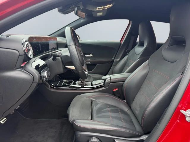 Mercedes-Benz A 200 AMG Line