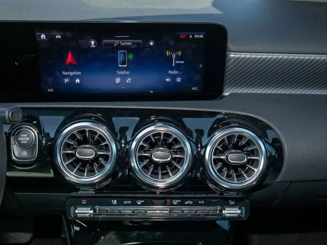 Mercedes-Benz A 200 Progressive