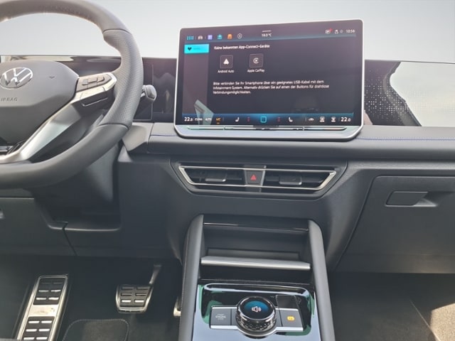 Volkswagen Tiguan 2.0 TDI DSG 4Mo R-Line+MATRIX+AHK+NAVI+WR+PANOD+STANDHEIZ