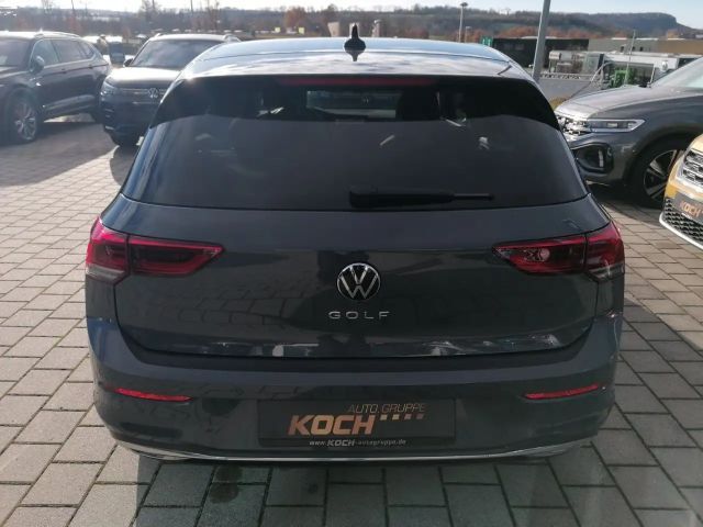 Volkswagen Golf 2.0 TSI DSG Golf VIII Style